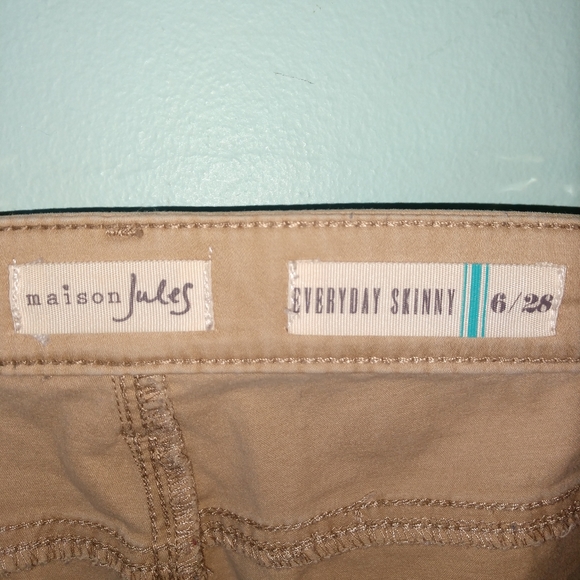 Low Waisted Basic Beige Skinny Jean - Picture 2 of 3